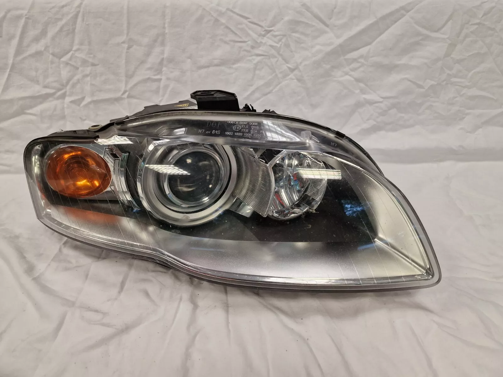 AUDI S4/RS4 AFS CURVE RIGHT XENON HEADLIGHT